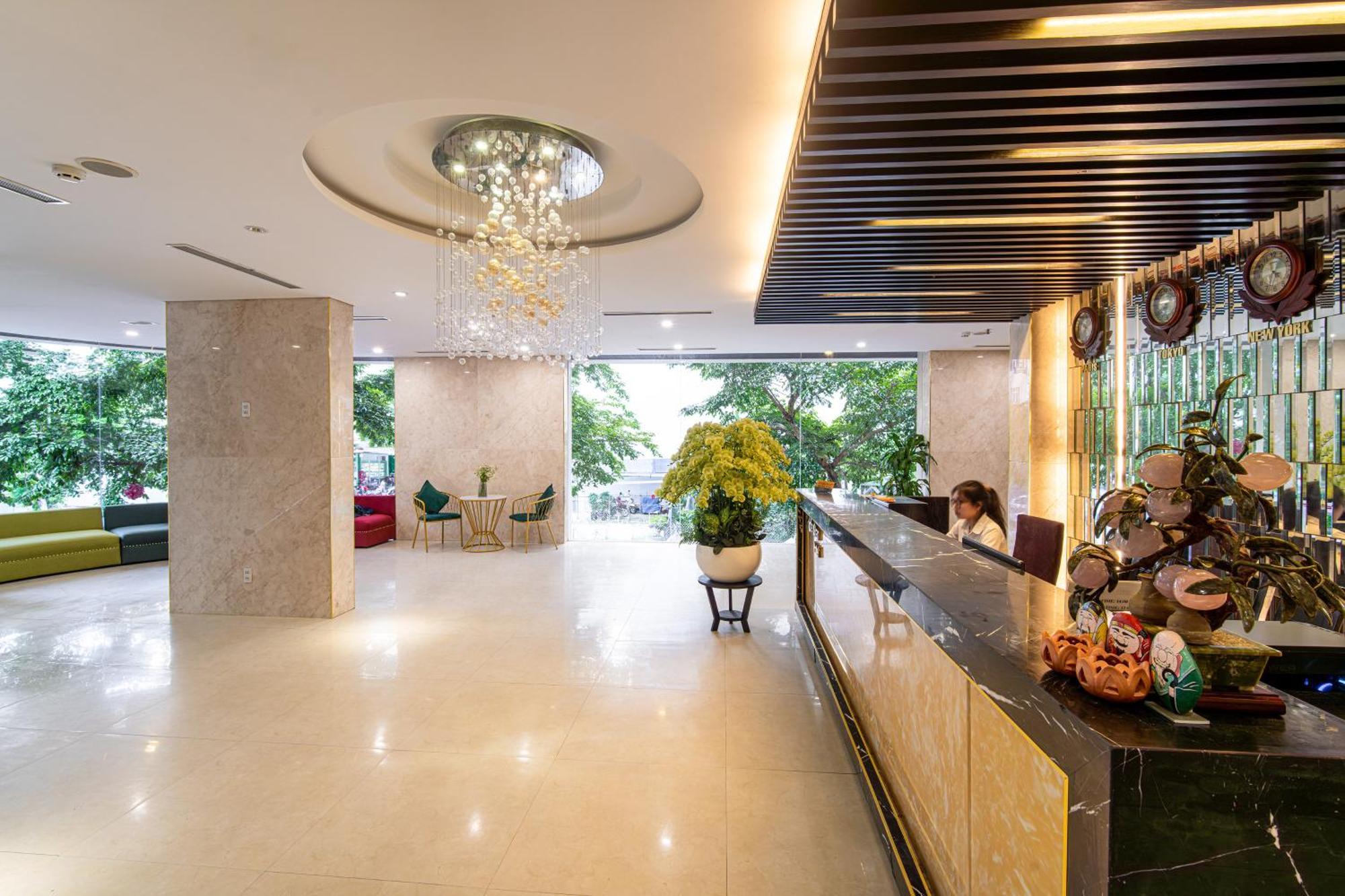 Golden Star Hotel By Thg Da Nang Exterior photo