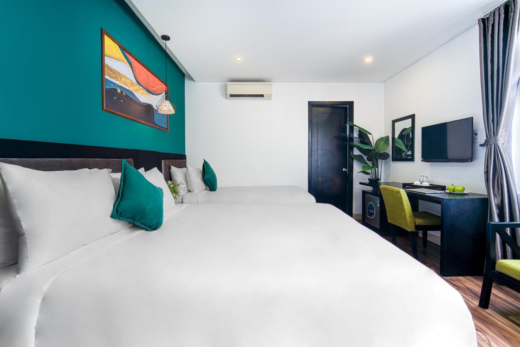 Golden Star Hotel By Thg Da Nang Exterior photo