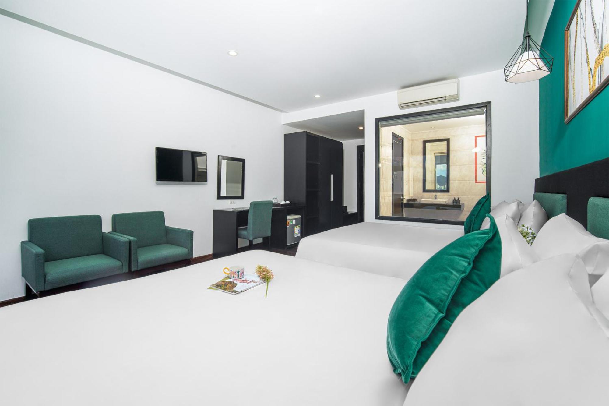 Golden Star Hotel By Thg Da Nang Exterior photo