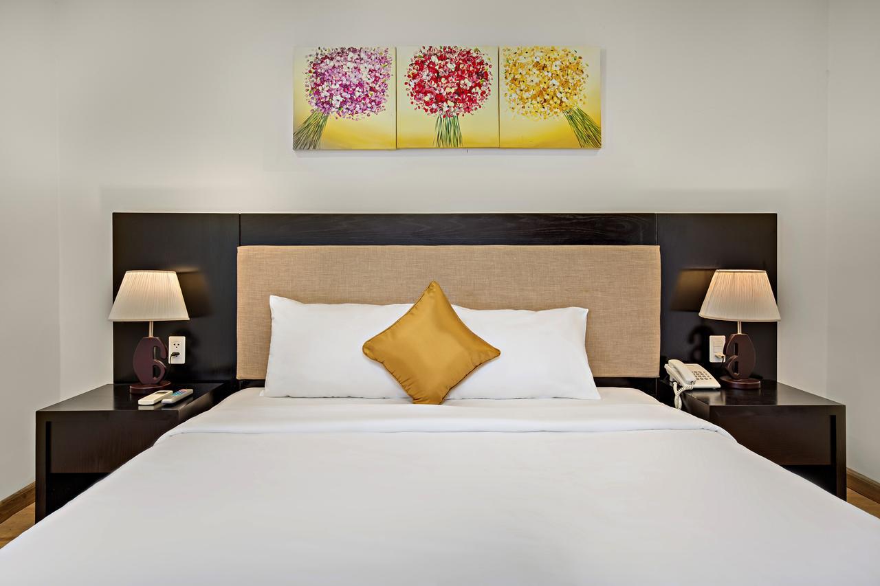 Golden Star Hotel By Thg Da Nang Exterior photo