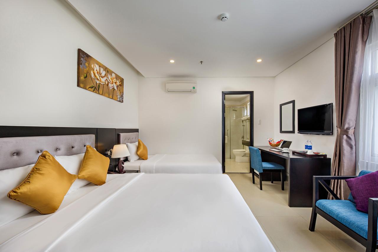 Golden Star Hotel By Thg Da Nang Exterior photo